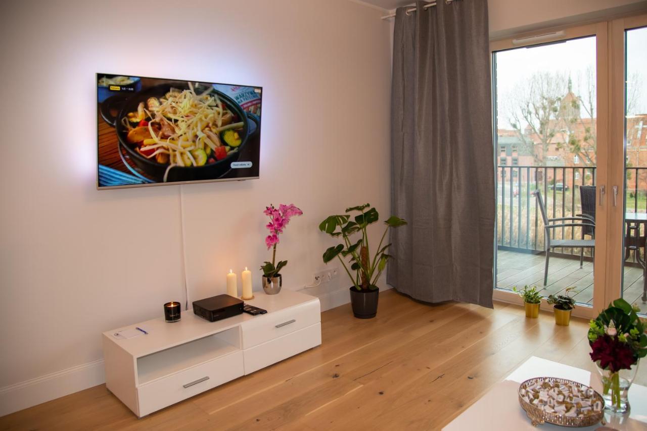 Maya'S Flats & Resorts - River View Gdańsk Buitenkant foto